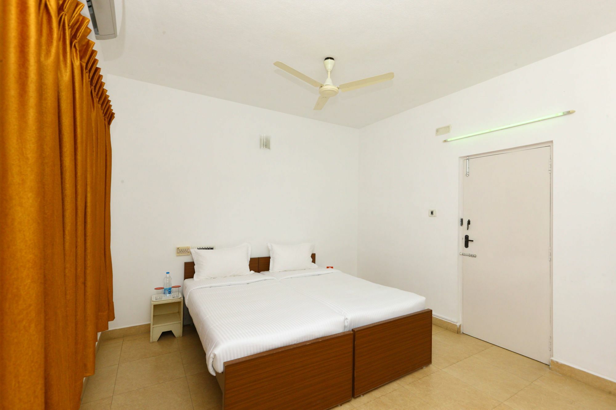 Oyo 9261 Spl Serviced Apartments Sholinganallur Siruseri Esterno foto