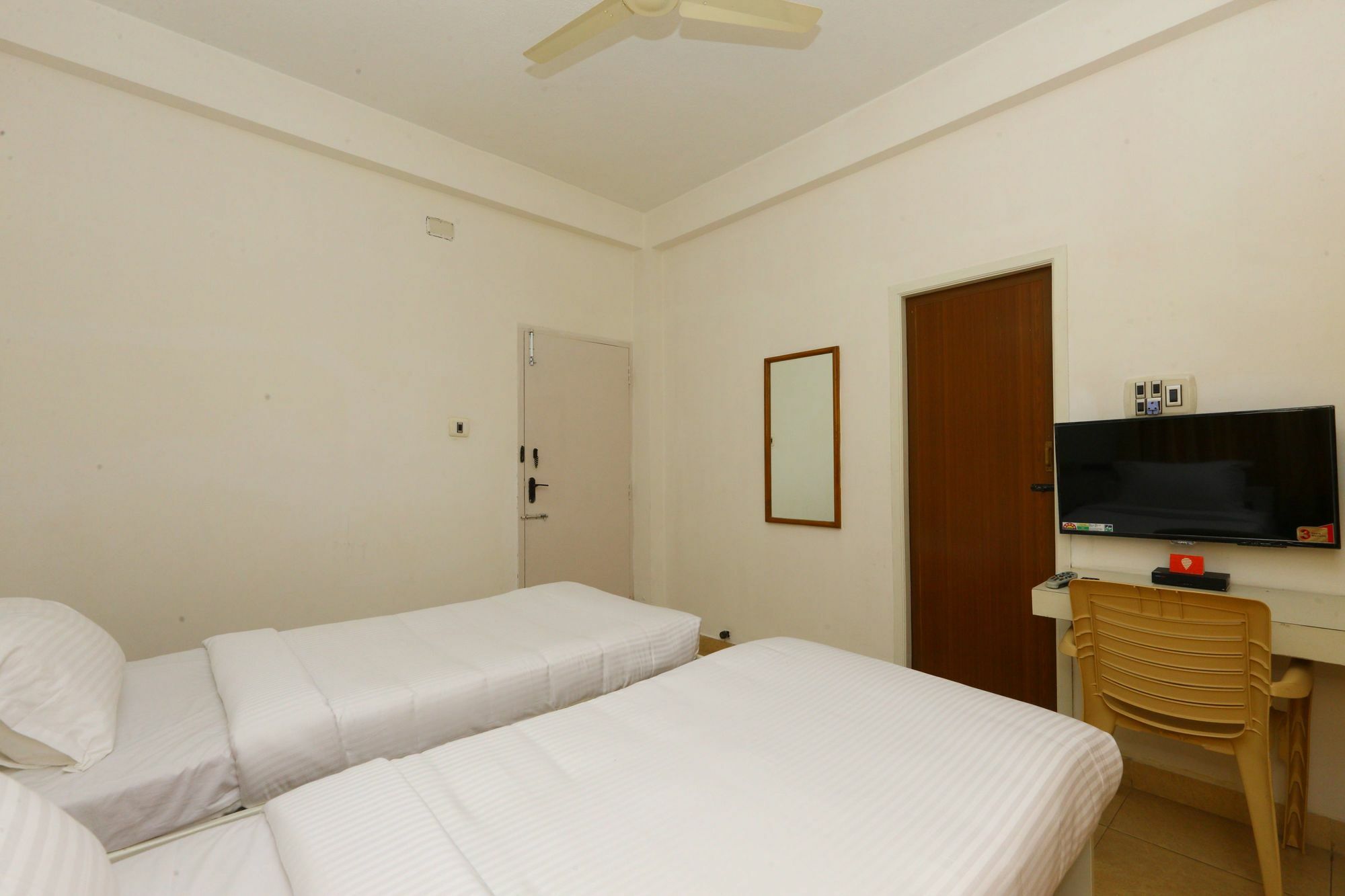 Oyo 9261 Spl Serviced Apartments Sholinganallur Siruseri Esterno foto
