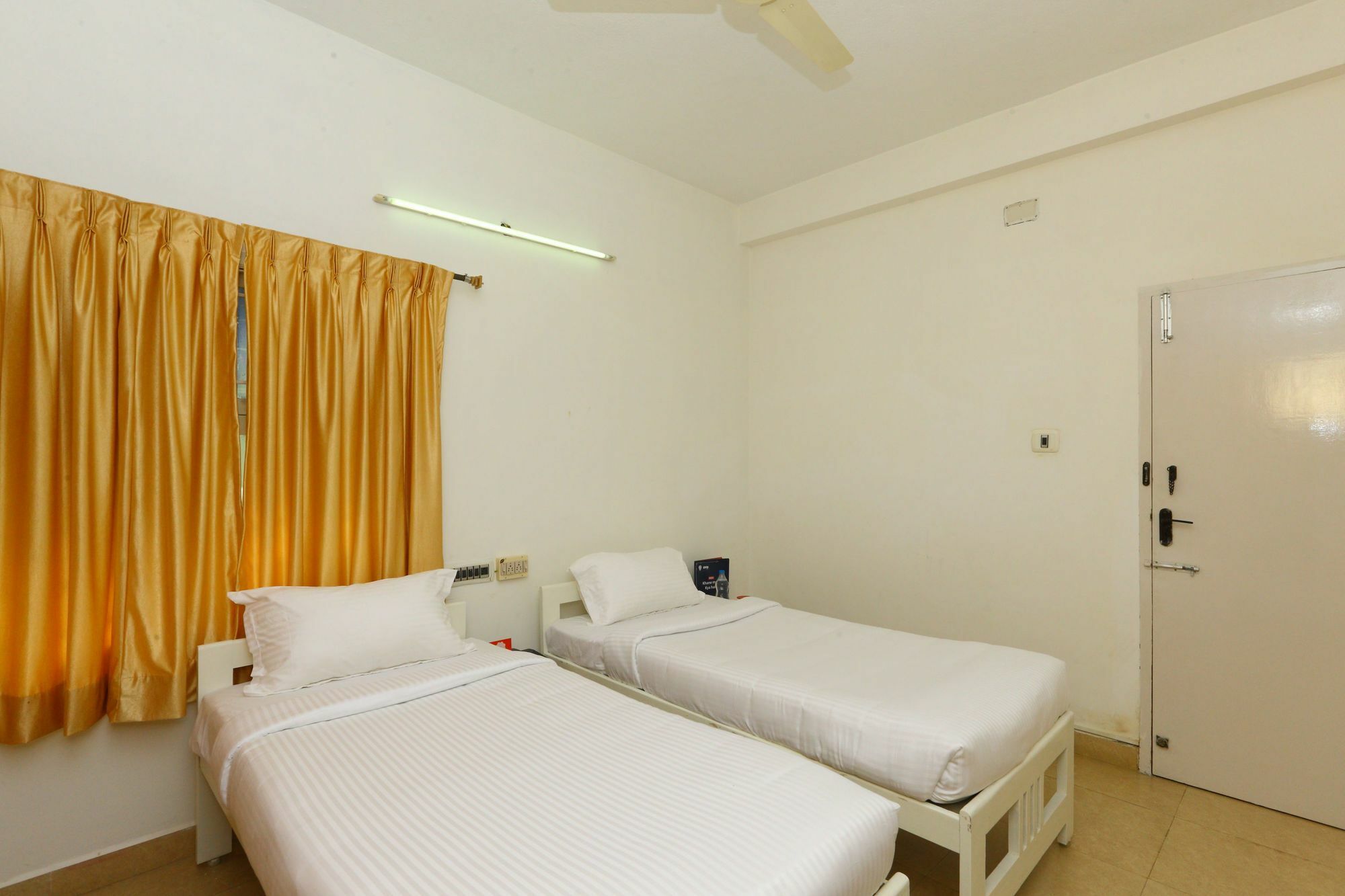 Oyo 9261 Spl Serviced Apartments Sholinganallur Siruseri Esterno foto